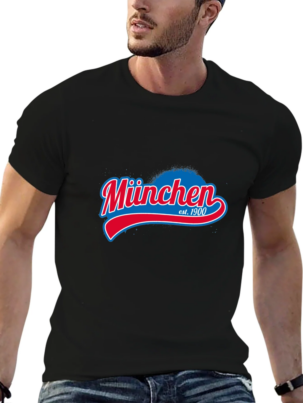 München Est. 1900 Graphic T-Shirt - Black product image 6