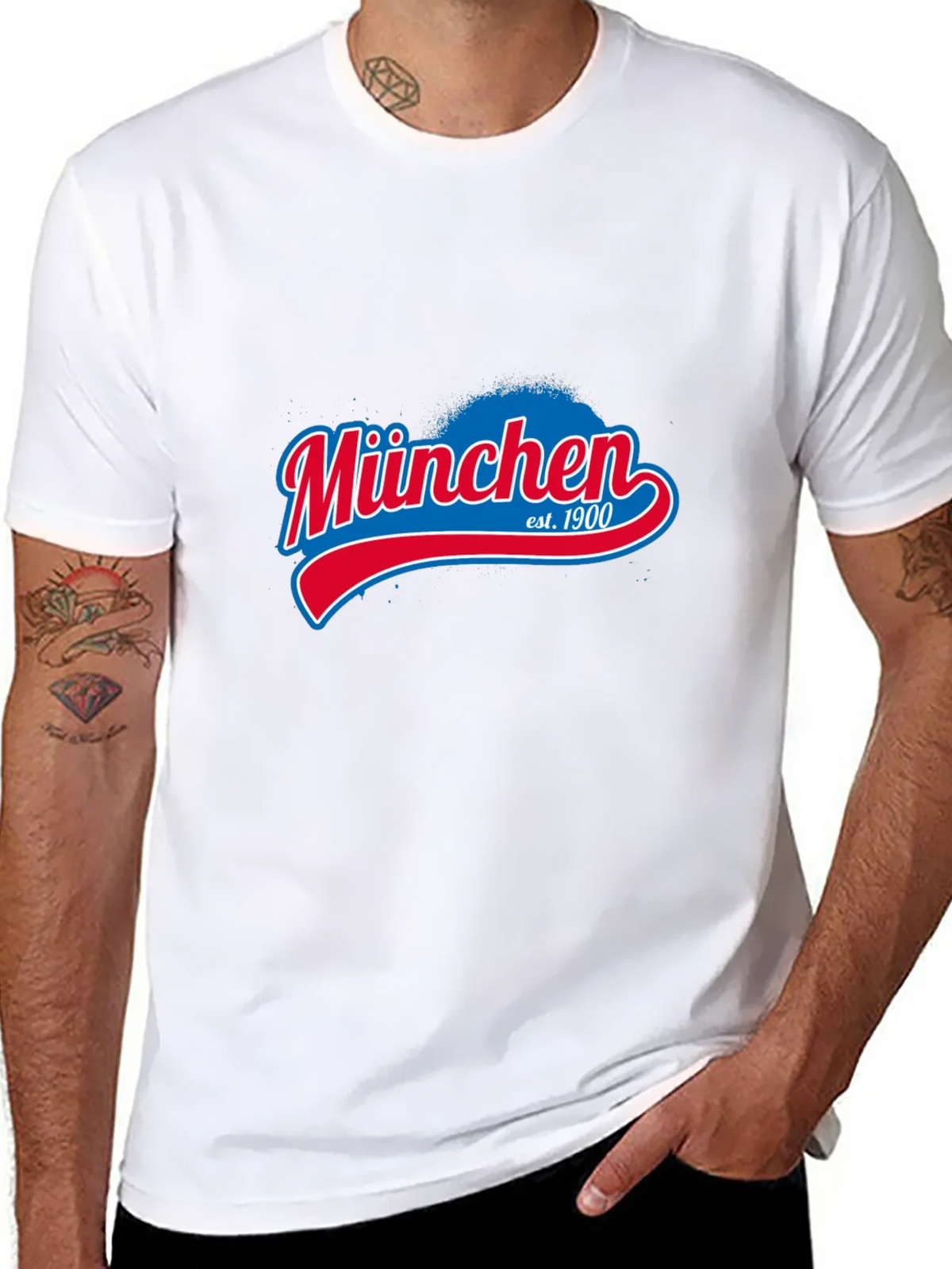 München Est. 1900 Graphic T-Shirt - Black product image 7
