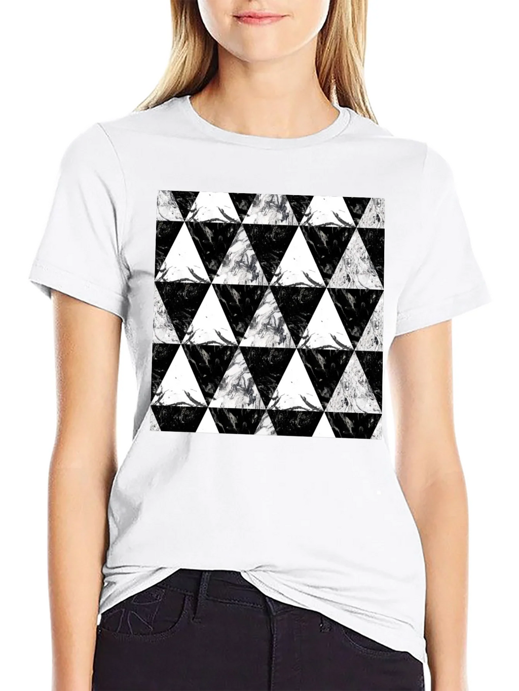 Black Triangle Pattern Graphic Tee product image 8