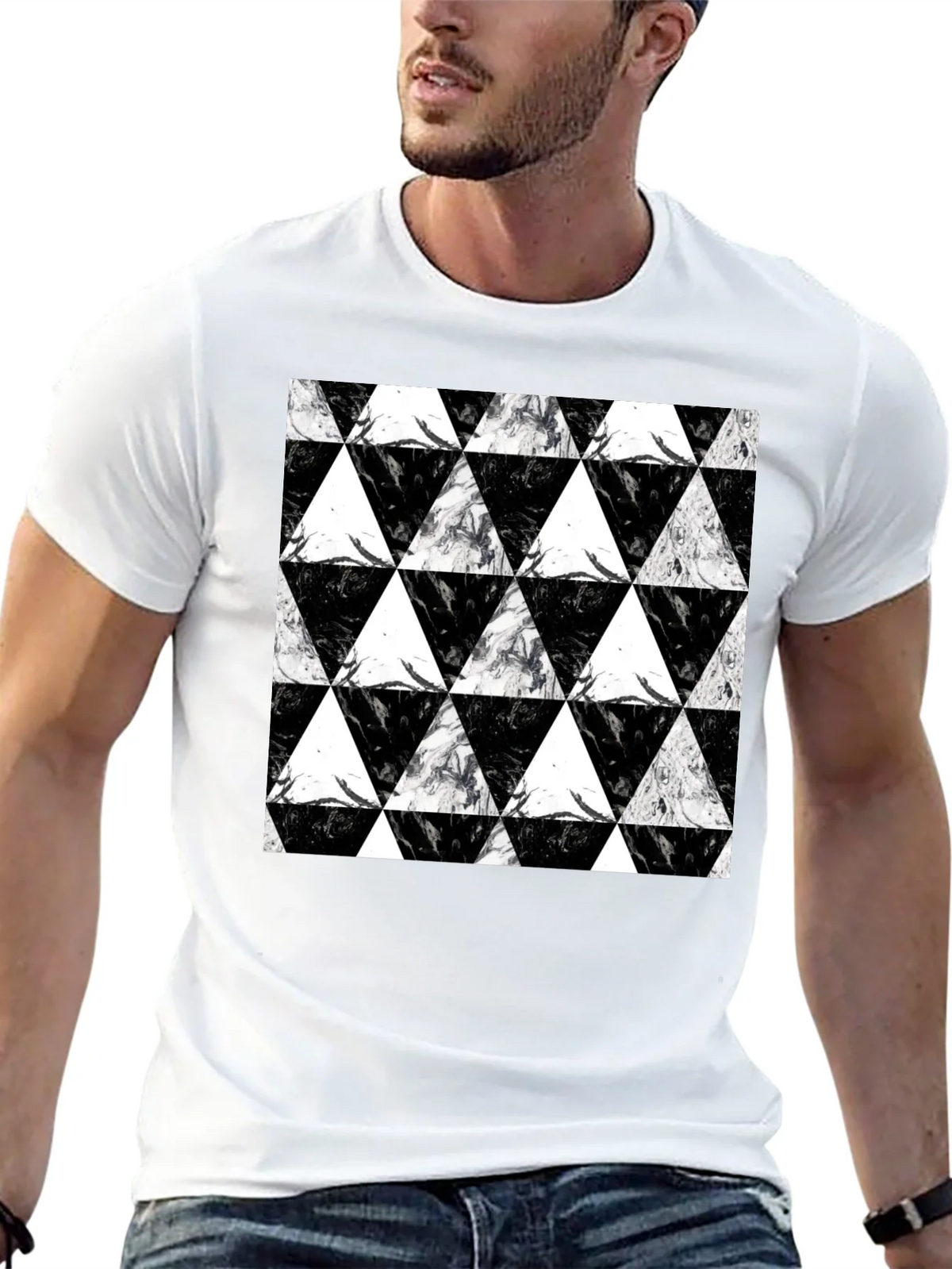 Black Triangle Pattern Graphic Tee product image 12
