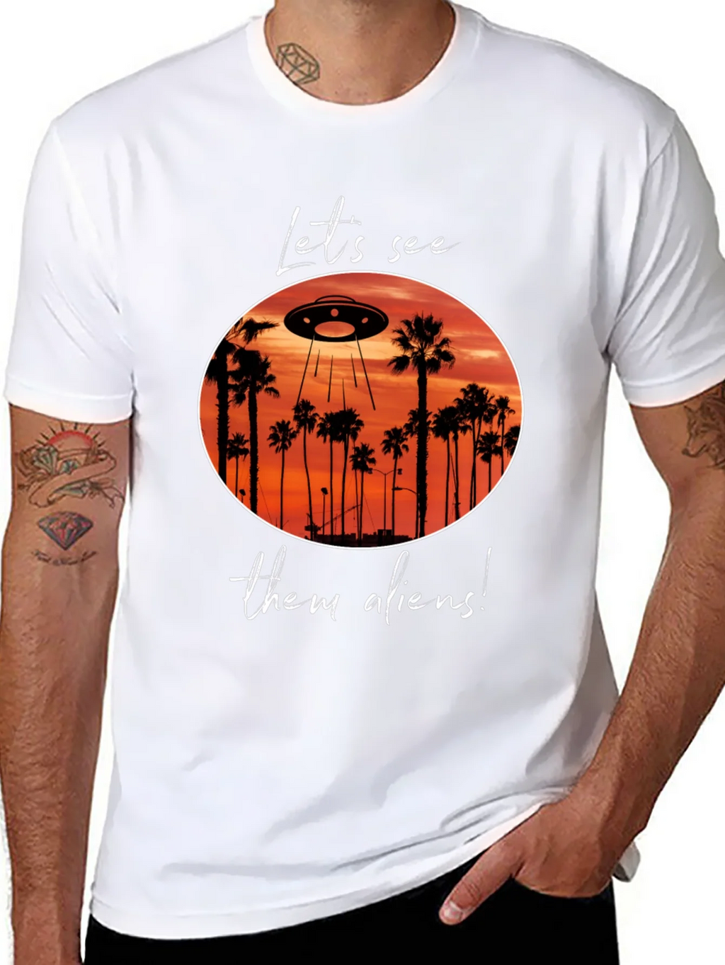 Lets See Them Aliens Graphic Tee product image 6